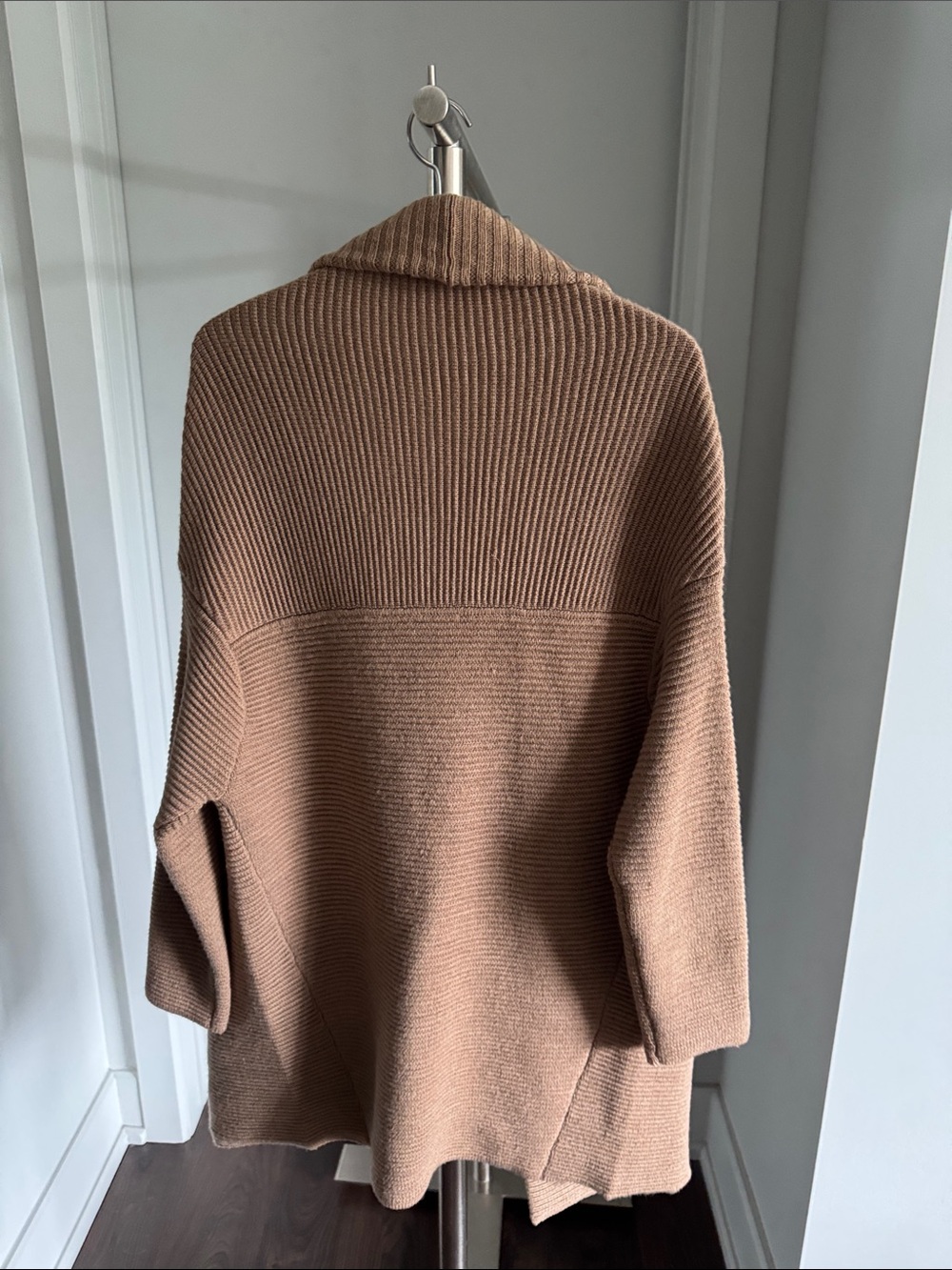 Babaton Camel Ribbed Open-Front Cardigan - Picture 7 of 9